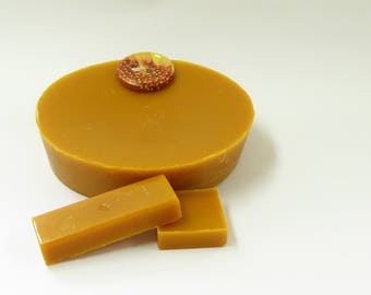 Naturally pure beeswax, organic, pure and natural, wonderfully smelling, fragrant, beeswax blocks in different weights