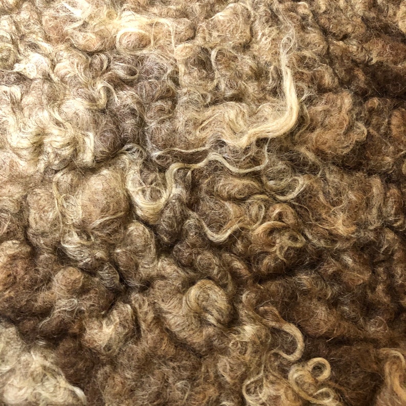Felted long wool rug image 5