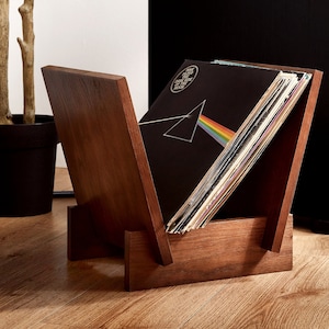 Wooden Vinyl Record Flip Rack - LP Vinyl Record Holder - Made From Solid Oak Wood - Displays Up To 40 Records