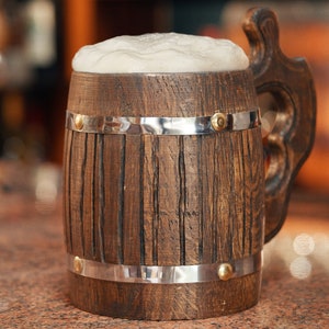 Premium Handmade Wooden Beer Stein - Oak Wood Pint Wooden Beer Tankard Mug - Gift For Craft Beer Enthusiasts - Viking Gifts For Men