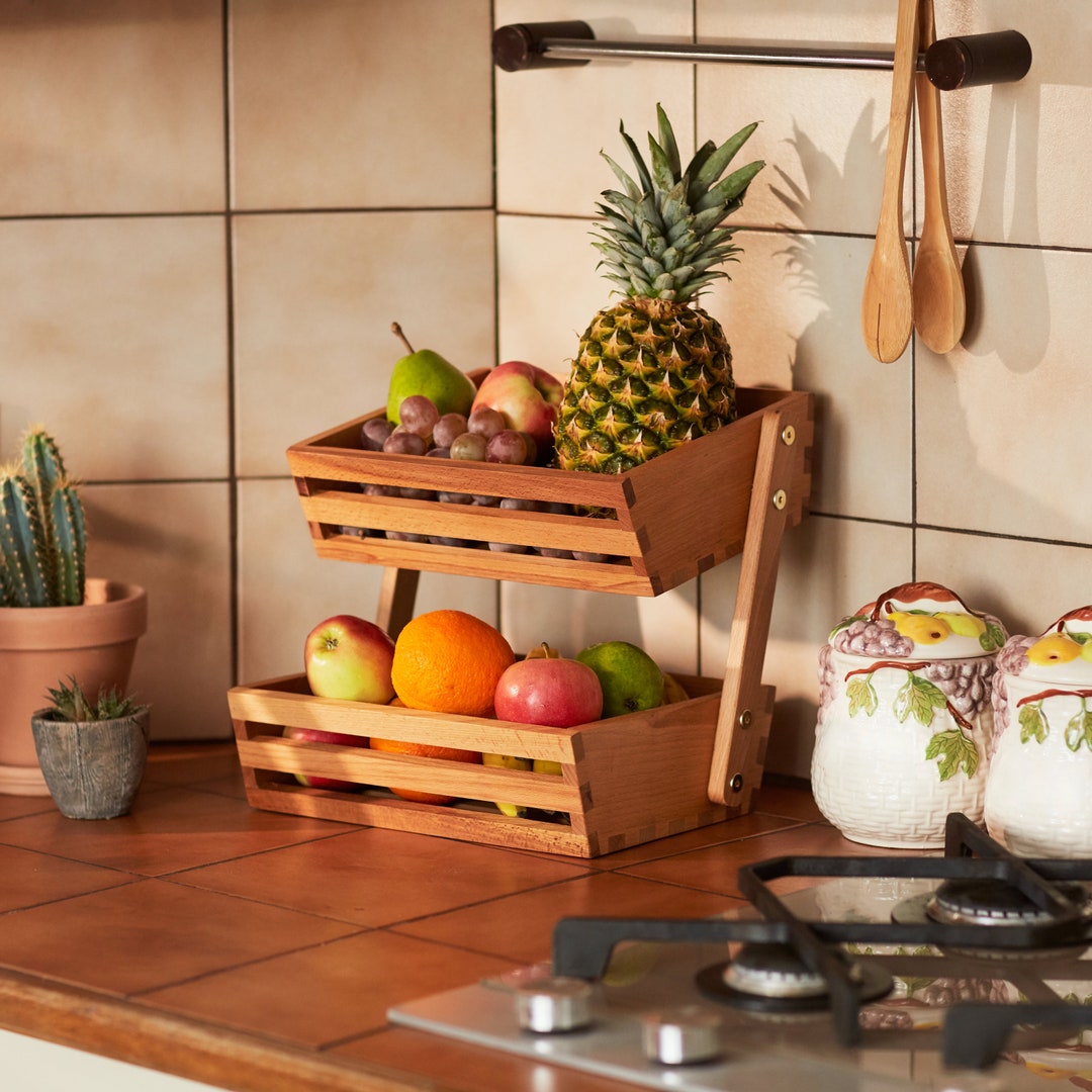 4-tier plastic stackable fruit storage box