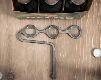 Triple bottle opener