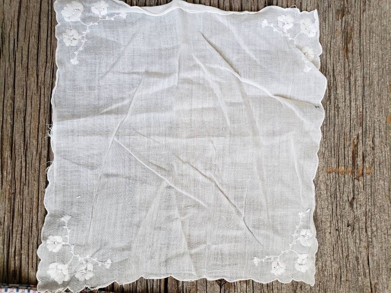 Vintage Handkerchiefs Set Of 4 Colors Of Blue Red And White 1950/'s Handkerchiefs vintage textiles Ladies Hankies