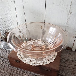 Vintage Pink Bowl Pink Depression Glass Bowl Small Serving Bowl Salad Bowl Footed Bowl Ribbed Pink Bowl