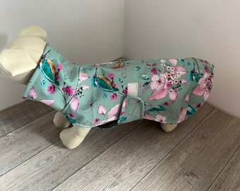 Softshell dog coat flowers back length 30