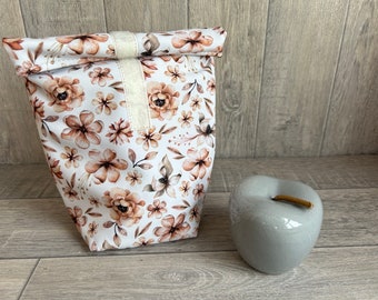 Lunch bag flowers