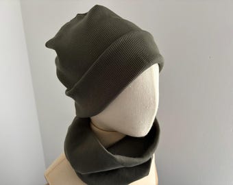 Hipster hat/scarf, hunter green, 35-58 cm