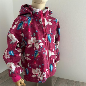Softshell jacket flowers berry