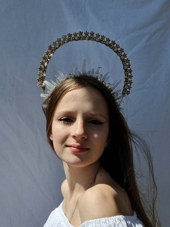 Gold Lace Quartz Crystal Halo: Beaded Wedding Goddess  display picture 2