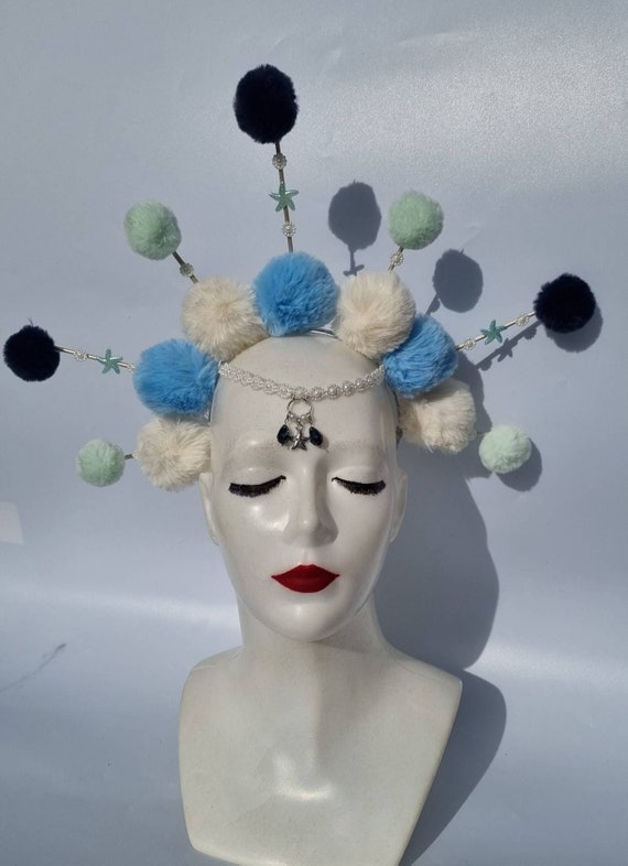 pom pom headpiece