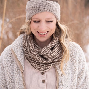 Crochet Pattern Riverbanks Infinity Scarf Beginner Crochet Striped Infinity Scarf Pattern image 2