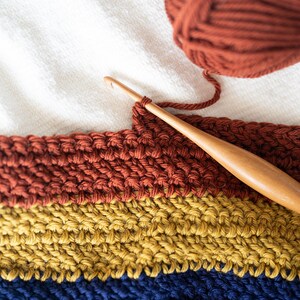 Crochet Pattern Bold Stripes Blanket Easy Striped Crochet Baby Blanket image 2