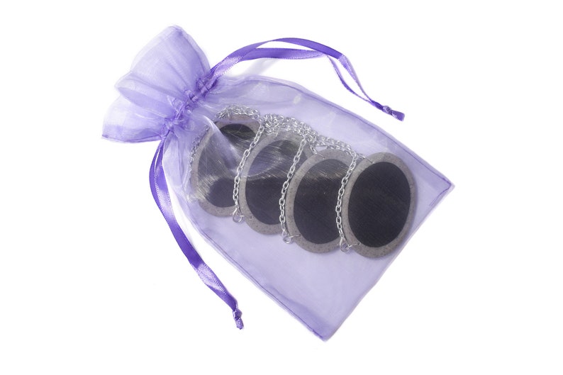 Decanter tags in lavender organza packaging bag.