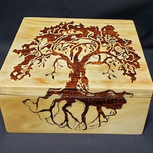 Boîte cadeau arbre de vie brûlé sur bois fait main, boîte souvenir, boîte à bijoux, boîte de rangement