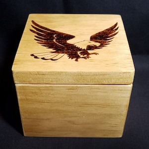 Coffret cadeau aigle brûlé sur bois fait main, boîte souvenir, boîte à bijoux, boîte de rangement