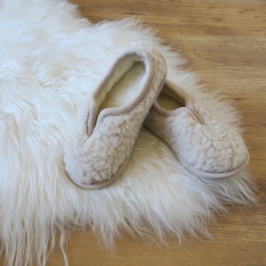 Merino Eco Beige Wool Slippers - Pure Sheep&#39;s wool Bootie