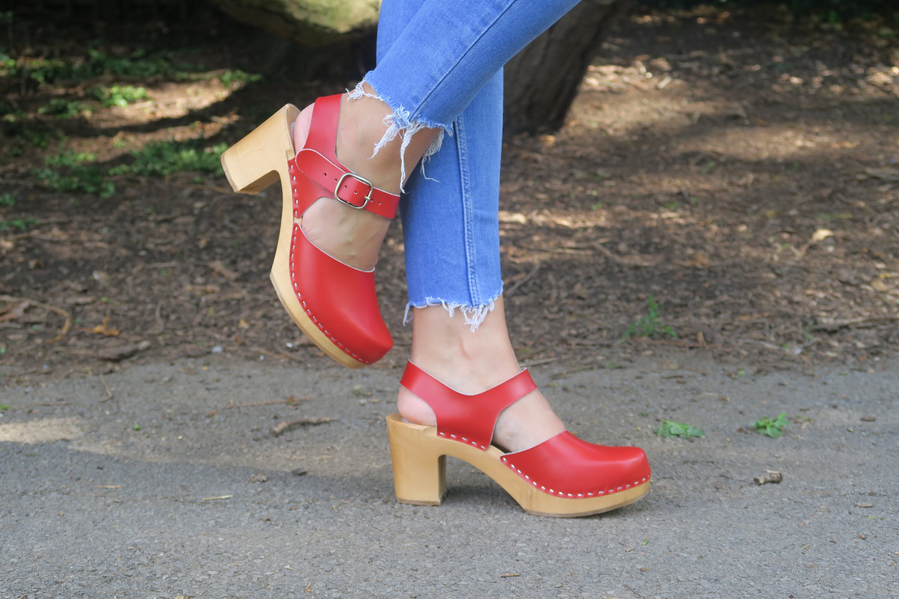 clog style heels