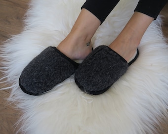 Black Flip Flops - Eco Womens / Mens Merino Sheeps Wool Slippers -  Non Slip Sole Mules - Mother's Day