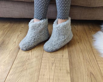Ethisch handgemaakte merinowollen dameslaarzen - grijze milieuvriendelijke pantoffels - antislipzool - extra dik en warm