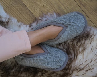 Eco Womens / Mens Merino Pure Sheeps Wool Slippers - Non Slip Sole - Grey Sheepskin Slippers  Christmas & Birthday Gift - Mother's Day
