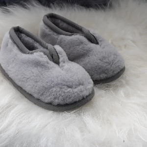 Women’s Alpaca Wool Slippers Lilac Grey – Handmade Non-Slip Men's Moccasins, Eco-Friendly Warm House Shoes Alpaca Lilac