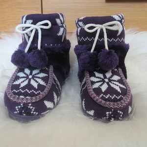 Arctic Purple Fashion Women&#39;s Hand Knitted Bootie Wool Slippers Fleece Lining Faux Fur - Thick Sole - Christmas Birthday Mother Gift