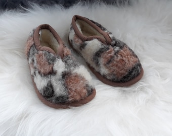 Mixed Eco Womens / Mens Merino Pure Sheeps Wool Slippers - Sheepskin Slippers - Non Slip Sole - Christmas & Birthday Gift