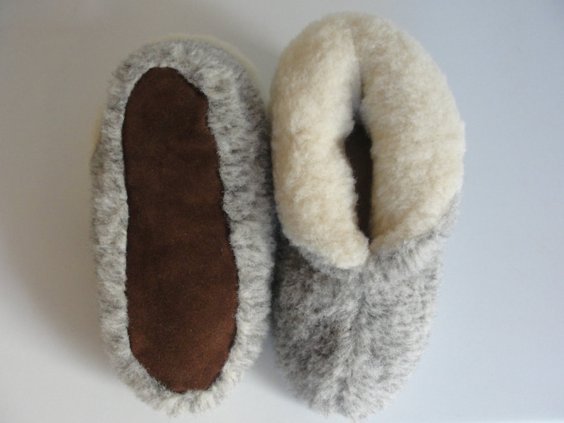 Grey Eco Women's / Men's Merino Pure Sheep's Wool Slippers Sheepskin Bootie Style Non Slip Suede Leather Sole image 2