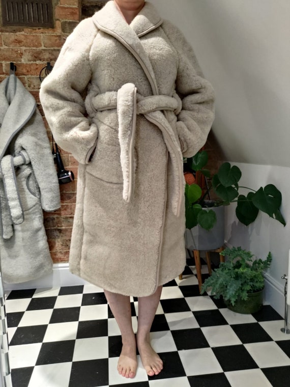 Beige Unisex Merino Wool Bathrobe - Woolen Dressing Spa Gown Beige Unisex Merino Wool Bathrobe - Woolen Dressing Spa Gown