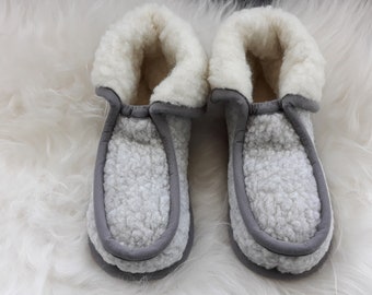 Light Grey Eco Womens / Mens Merino Pure Sheeps Wool Slippers/ Sheepskin Boots - Non Slip Sole - Secret Santa Christmas & Birthday Gift
