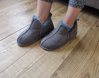 Sheepskin Grey Slippers - Men's Men's Luxury Suede Leather Boots  - Non Slip Sole