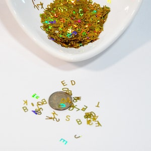 Letras del alfabeto en oro Holográfico! Hermosos adornos para el arte de las uñas, Scrapbooking, fabricación de tarjetas, etc... B-291