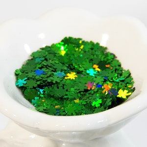 Trevos de quatro folhas 4 mm enfeites/confetes com brilho verde holográfico! Perfeito para Nail Art, Scrap-booking, Festival Glitter, etc...B-236