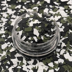 Double Green Camo Matte Konfetti - Large Flake - B-396
