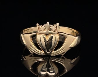 Vintage gold Claddagh ring, Irish Claddagh ring, Irish wedding ring, Irish friendship ring, Loyality ring, celtic ring, heart ring