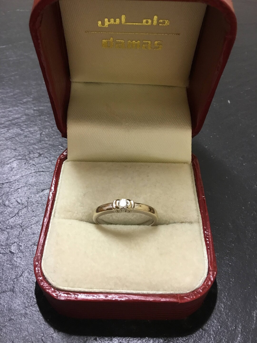 Pinctada engagement ring discount