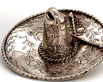 Silver Sombrero brooch, Mexican hat brooch, vintage silver brooch,ten gallon hat,Mexican silver brooch,Vaquero hat,round brooch,cowboy hat,