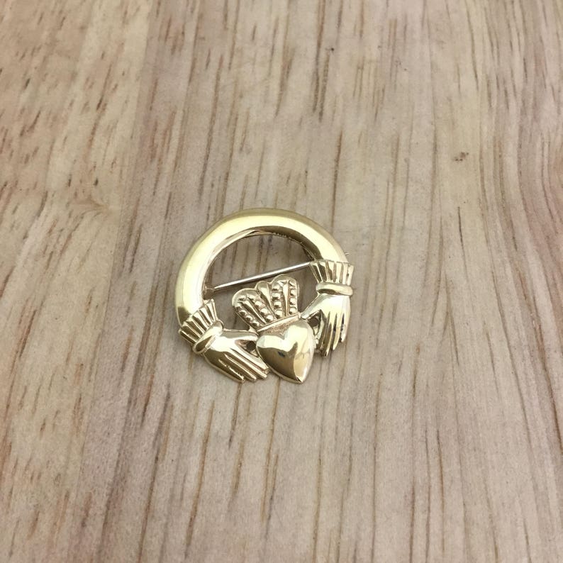 Claddagh brooch,Irish brooch,Gold claddagh brooch,gold Irish brooch,vintage Irish brooch,Celtic brooch,gold brooch,Friendship brooch