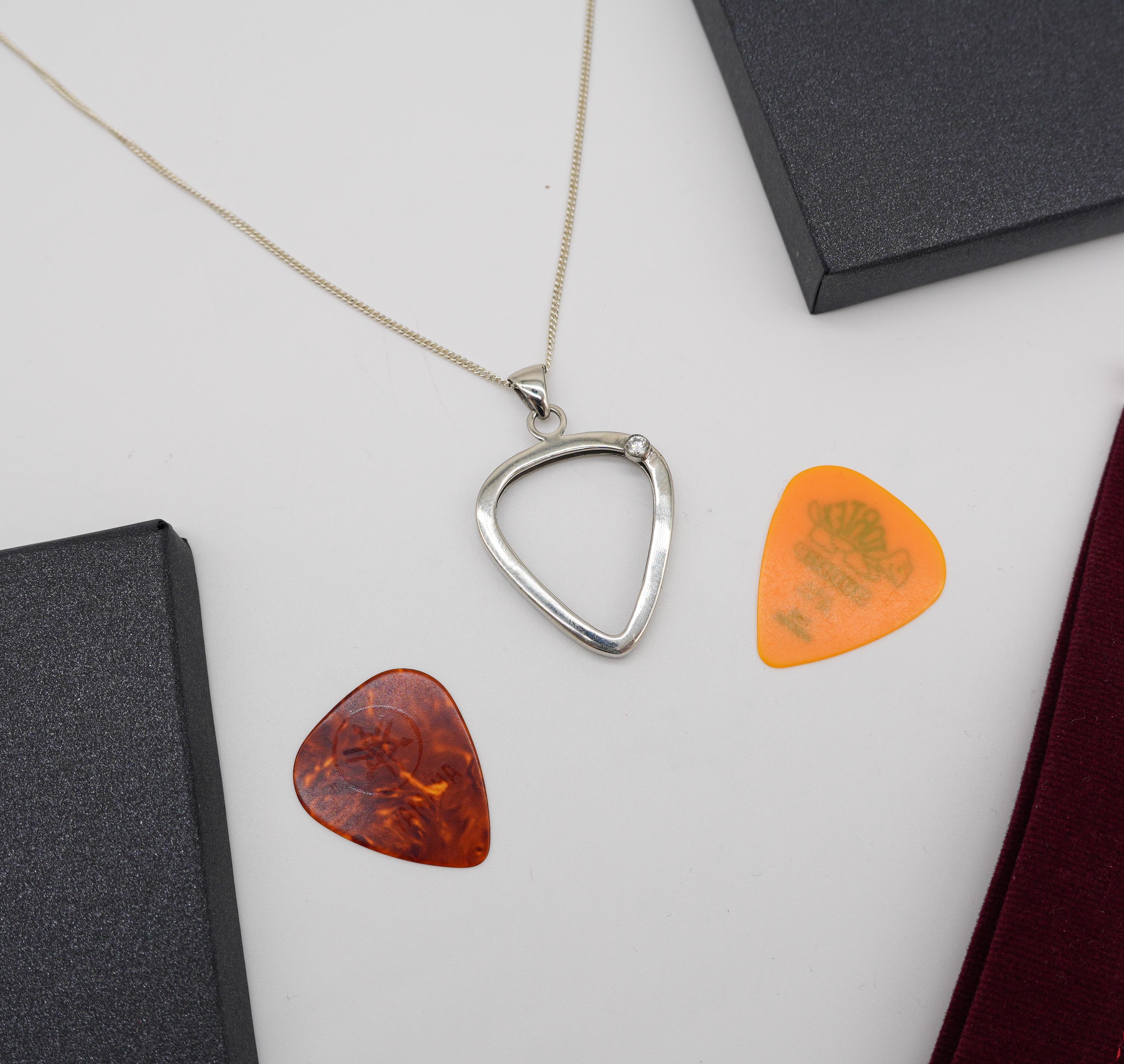 Guitar Pick Holder Necklace for Men & Women, Silver Guitar Pick Pendant ...