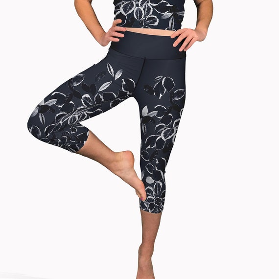 printed yoga capris