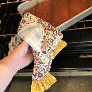Henny Helper Hot Pad Sewing Pattern | Chicken Pot Holder Mitt DIY ...
