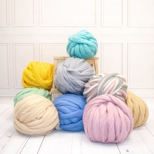 Chunky Yarn. Giant Knitting. Bulky Yarn. Chunky Merino Wool Knit