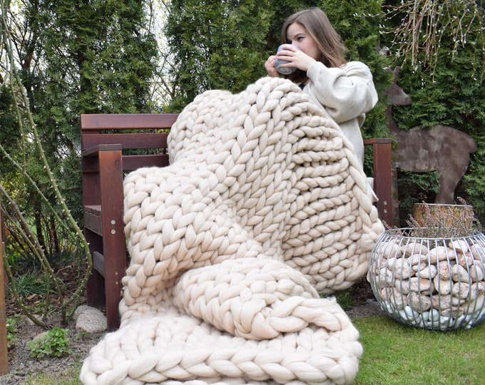 Chunky Knit Blanket, Blanket, Super Chunky Blanket, Giant knit blanket, Thick blanket, Bulky Knit, Merino wool, Extreme knitting