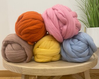 Chunky Yarn. Natural Merino Wool Roving. Thick felting wool. Bulky yarn for arm knitting. Giant knitting FELT yarn. Super Chunky wool SALE