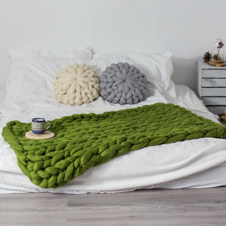 Chunky knit blanket Knit blanket Giant throw Arm knitting Etsy