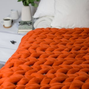 Chunky knit blanket, Knit blanket, Giant throw, Arm knitting, Chunky yarn, Merino wool, Thick yarn, Burnt orange throw, Wedding present gift image 3