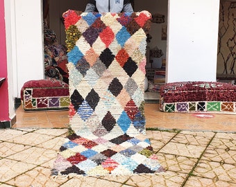 Moroccan Boucherouite ,  azilal rug , carpet , boucherouite rugs ,   2.6 x 7 Feet