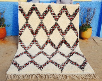 Beni Ourain handmade Moroccan rug 100% wool rug 8 x 5 Feet