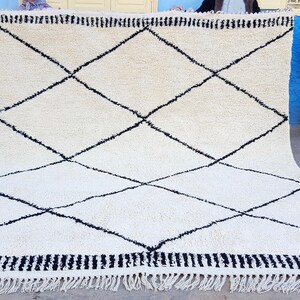 Moroccan rug Beni Ourain rug handmade 100% wool rug , area rugs ,  azilal rug , carpet , floor rugs  white ivory / black