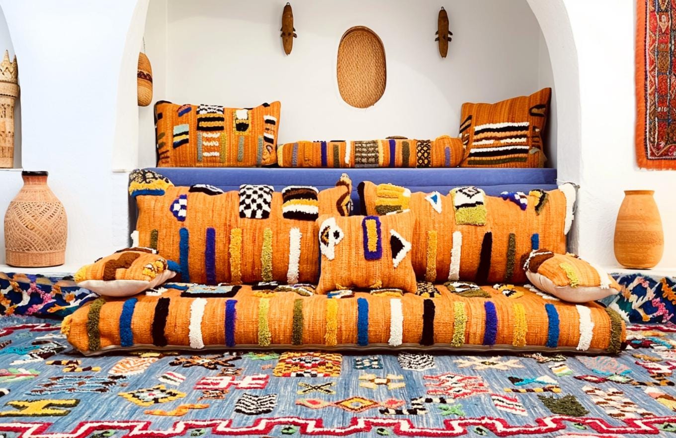 Divano di arazzo Italia